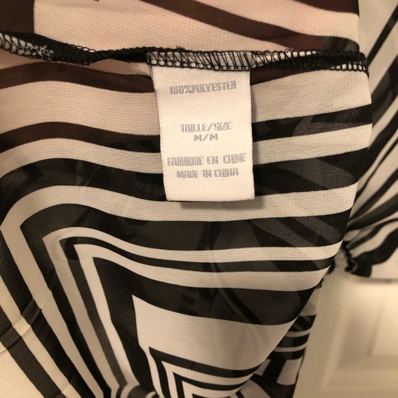 Suzy Shier Women’s V-neck Blouse - Picture 5 of 5